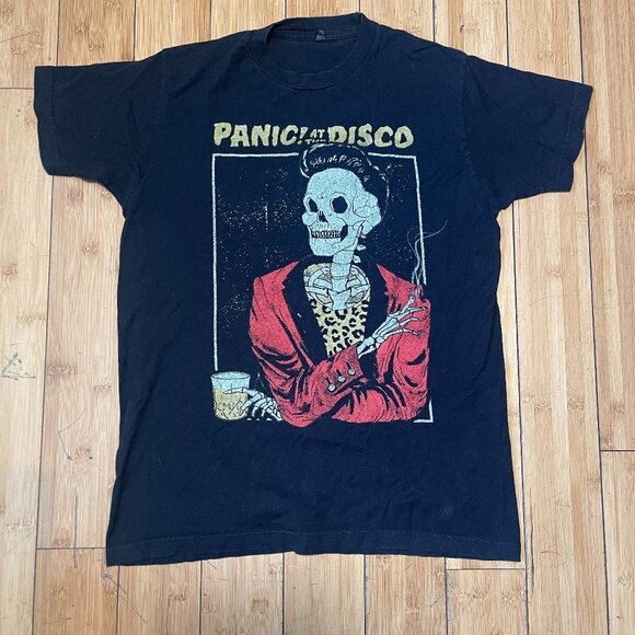 Panic At The Disco 2017 Death of a Bachelor Tour T-Shirt Crew Neck Woman Sz M - Picture 1 of 10